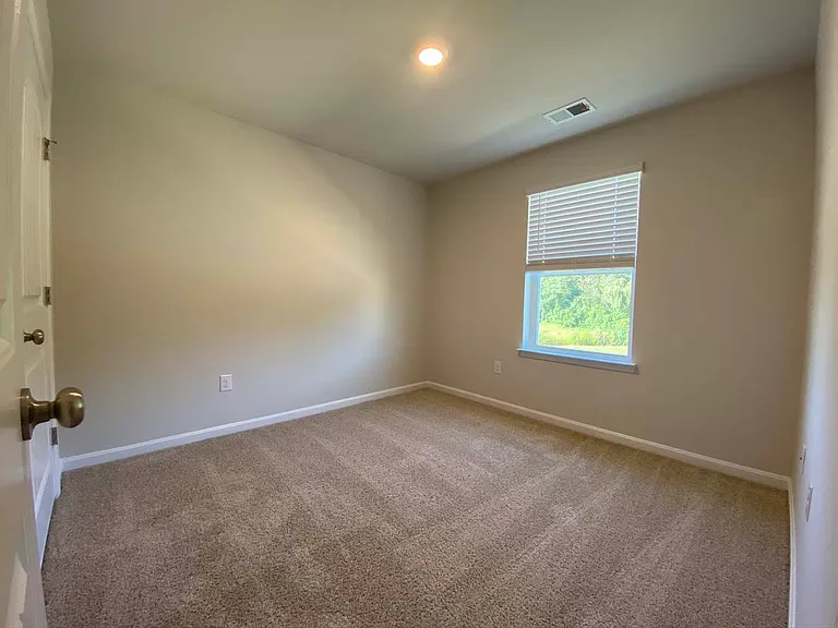 407 Mardella Dr — Photo 31
