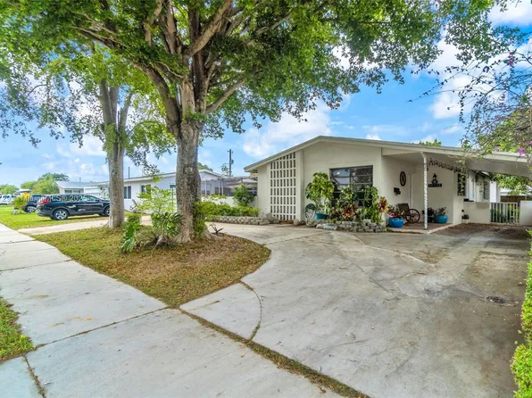 10431 SW 200th Ter, Cutler Bay, FL 33189