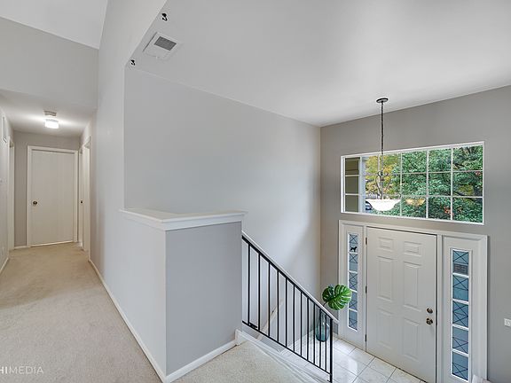 3rd image of 30W015 Plum Ct
