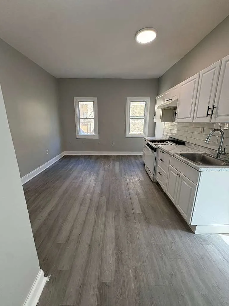 Building Photo - 67 W Alpine St #2
