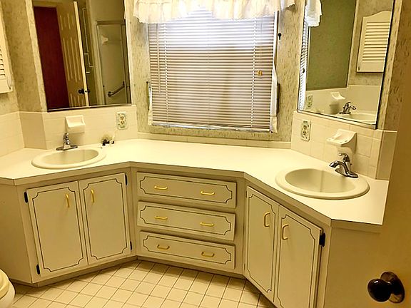 5th image of 26272 Montgomery Dr #247