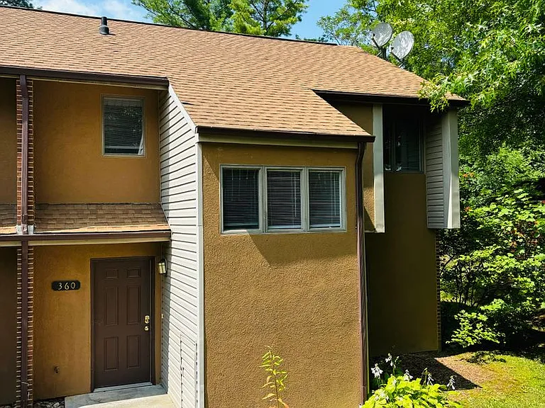 360 Shenandoah Cir — Photo 20