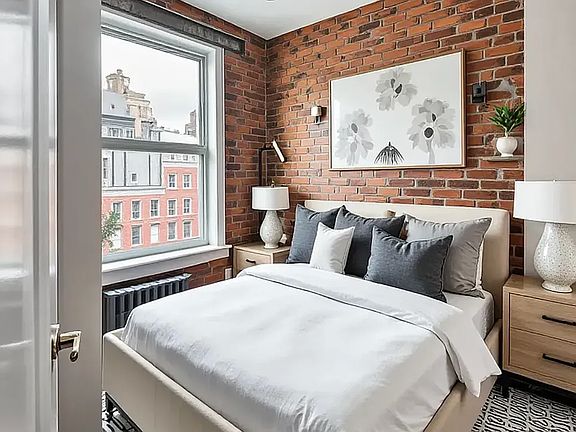 4th image of 220 W 13th St APT 6A