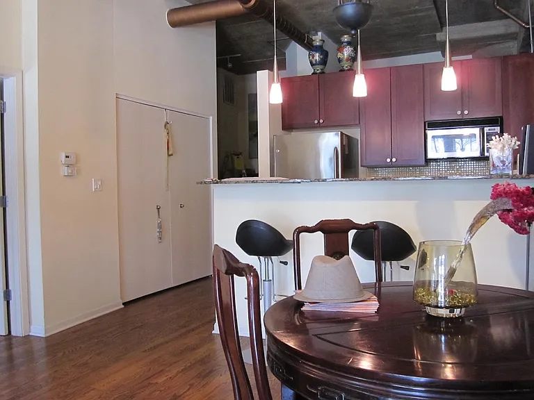 1001 W 15th St #136 — Photo 8