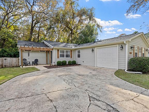 5th image of 133 Meridianna Dr
