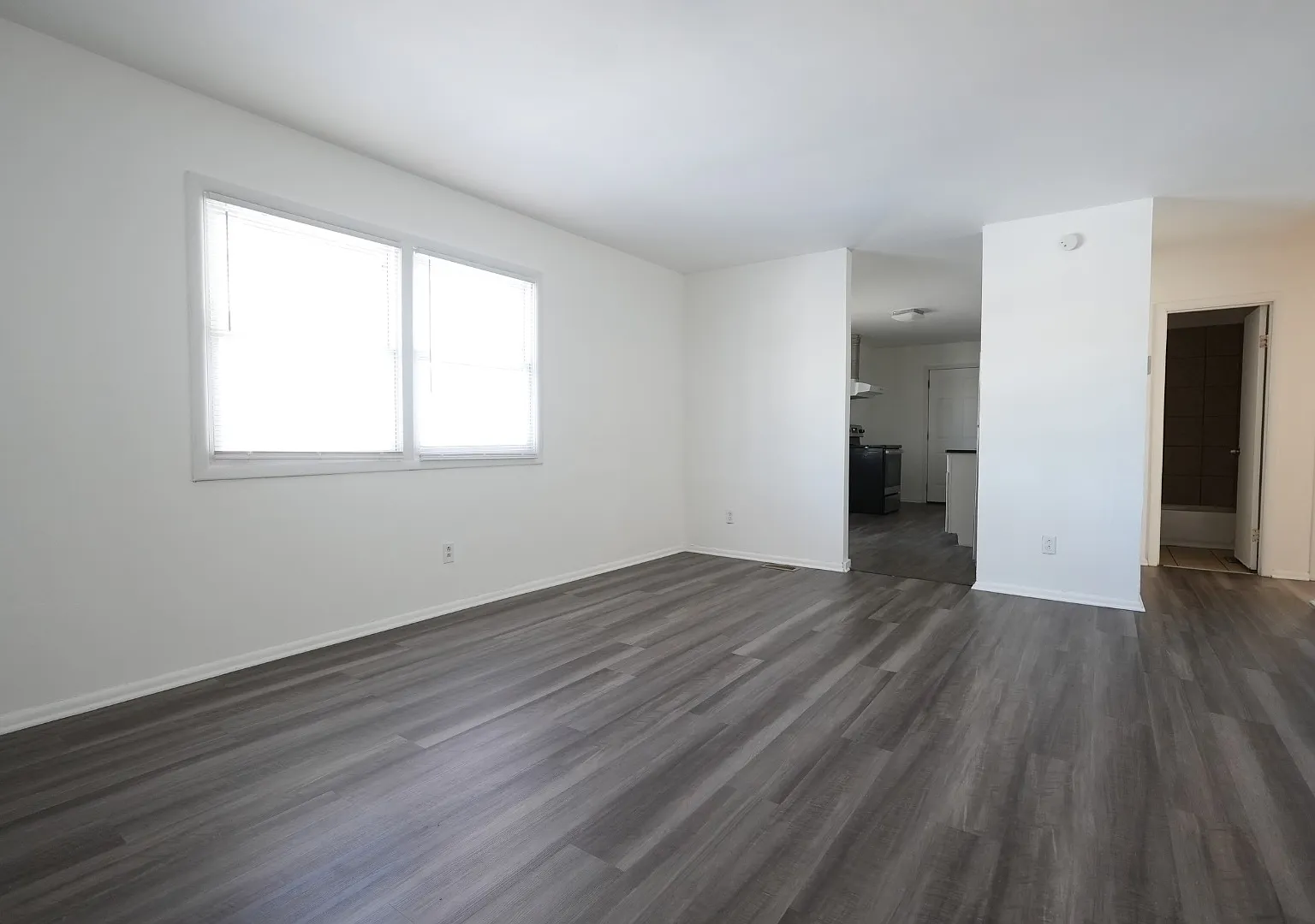 3613 Jonquil St — Photo 3