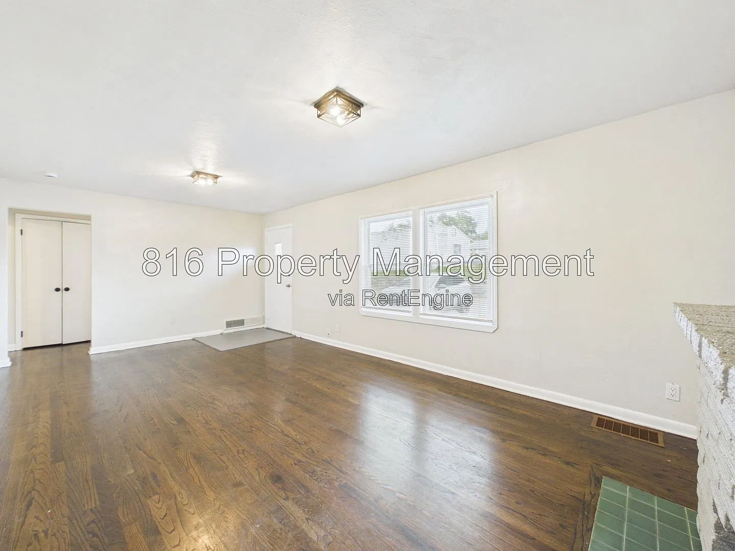 1 bed, 1.0 bath, 900 sqft, $850 — Photo 2