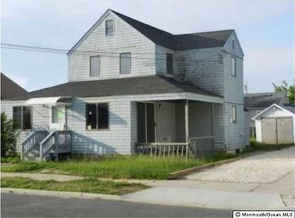 2nd image of 104 Bond Ave