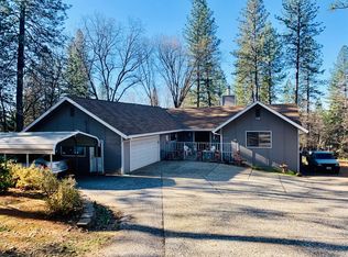 11229 Alta Sierra Dr, Grass Valley, CA 95949
