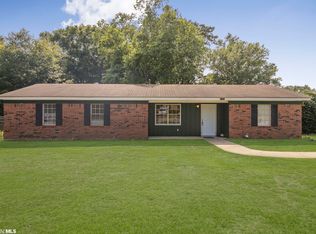 46003 Sunset Dr, Bay Minette, AL 36507