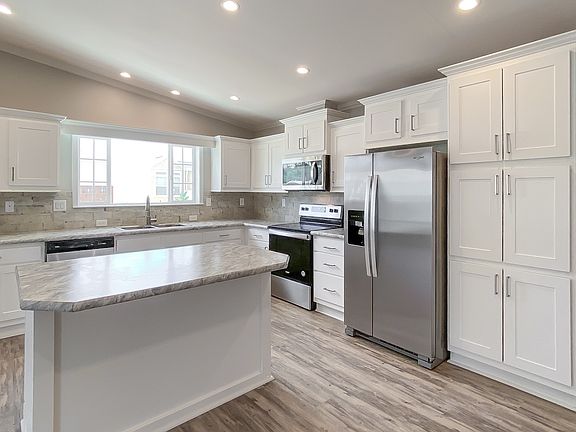 3rd image of 238 Sanders Ln #2928