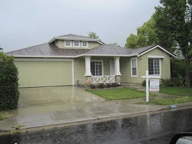 3034 Wright Way photo 1
