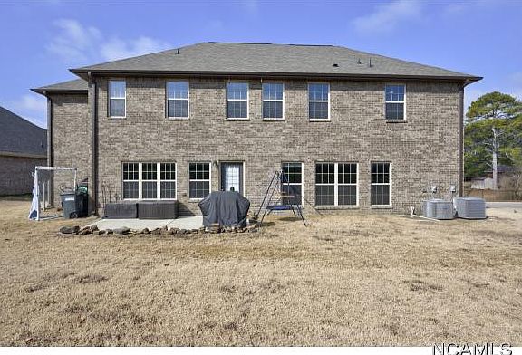 2nd image of 1482 Stonewater Dr