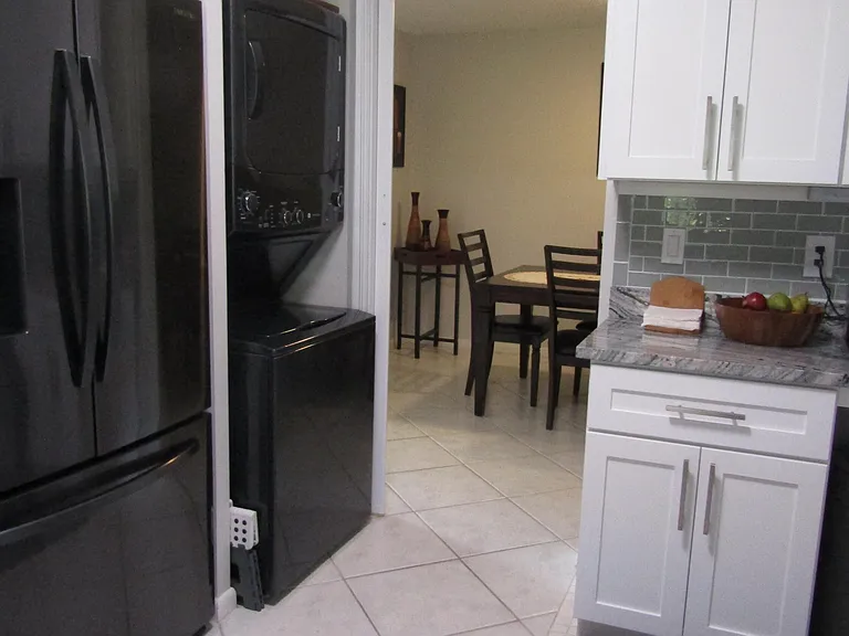 943 Savannas Point Dr #D — Photo 11