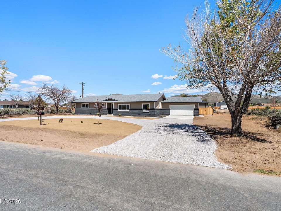 1st image of 3949 Ponderosa Dr