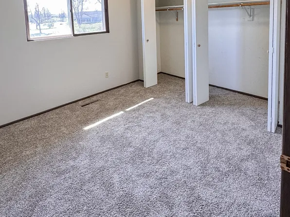5534 W Michigan Ave, Kalamazoo, MI 49009