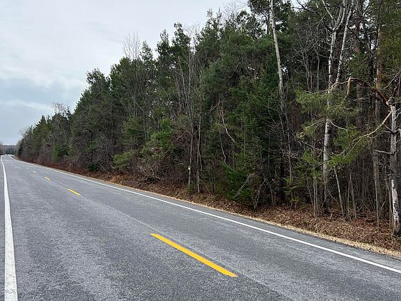 4th image of 655 Smith Rd