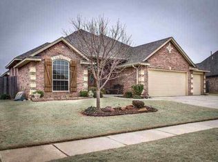 2700 Busheywood Dr, Yukon, OK 73099
