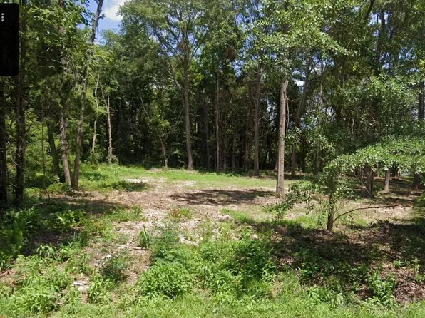 105 Heatherwood Dr, Gray Court, SC 29645