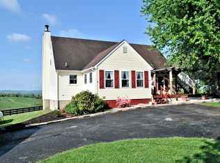 4016 Stanley Rd APT 2, Christiansburg, VA 24073