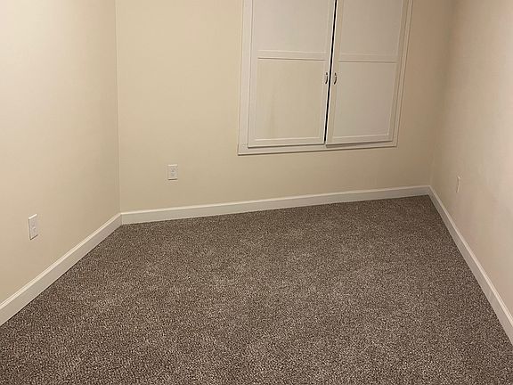 5th image of 2649 S Kinnickinnic Ave #4