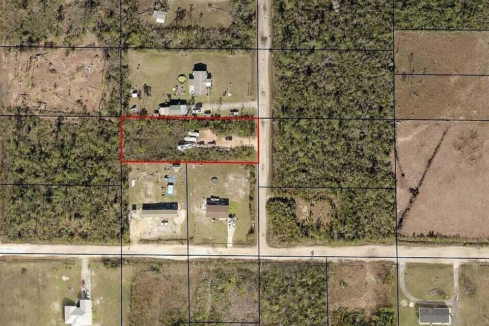 1st image of 2200 Honeysuckle Dr