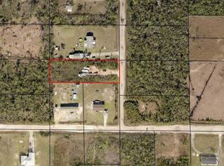 2200 Honeysuckle Dr, Panama City, FL 32404