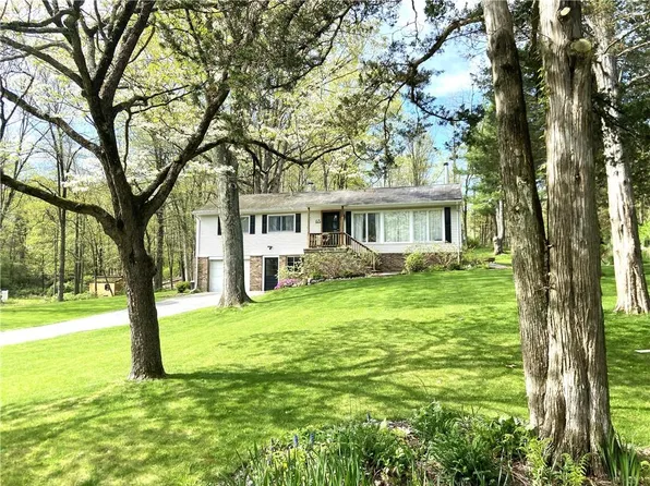 65 Hawxhurst Road, Monroe, NY 10950