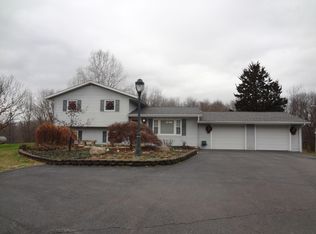 6479 Donn Rd NE, Newark, OH 43055