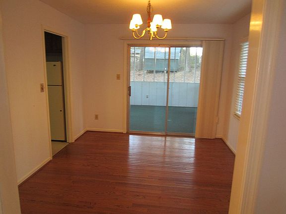 Dining Room (now green)