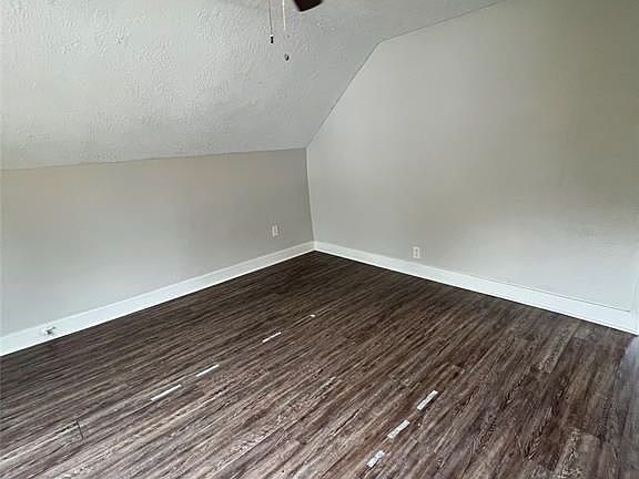 3rd image of 4518 Los Angeles St #2