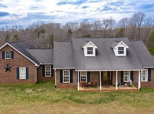 1041 Alf Hoover Rd, Vale, NC 28168