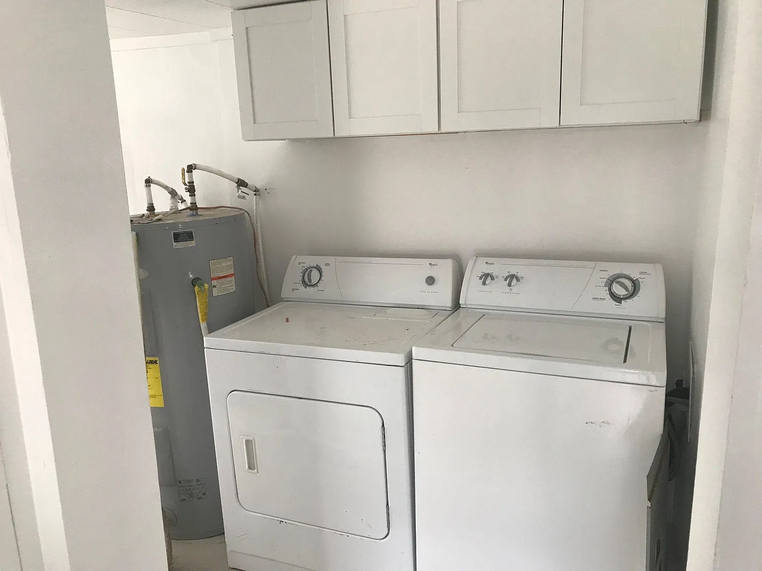 414 Turner St — Photo 2
