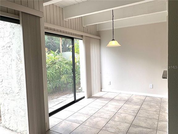 4th image of 101 Fairway Dr #101
