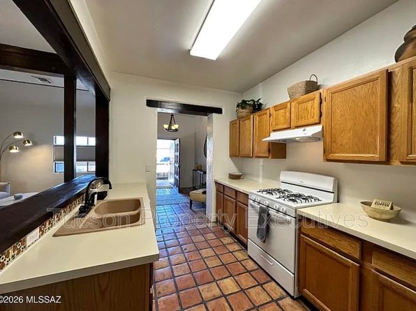 570 S Main Ave Unit 2