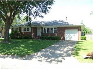 1215 Frosty Rd, Chesapeake, VA 23325