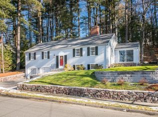 14 Nottingham Rd, Lynnfield, MA 01940