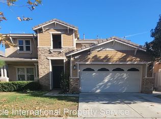 15614 Morgan Hill Ct, Fontana, CA 92336