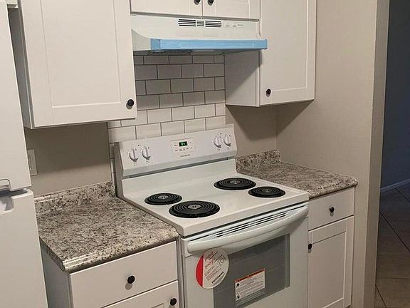 3rd image of 429 E 9th Ave
