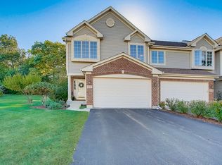 1217 W Lake Dr, Cary, IL 60013