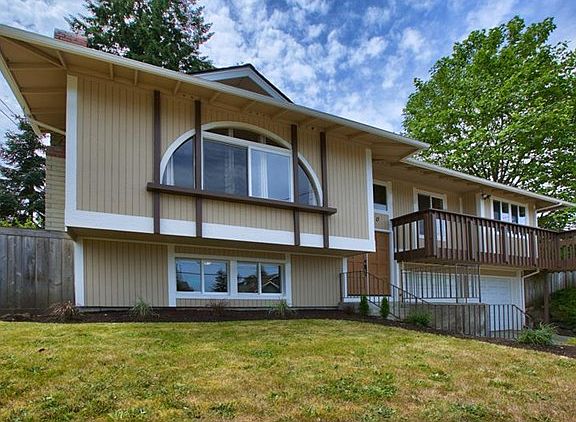 2nd image of 5210 N 35th St
