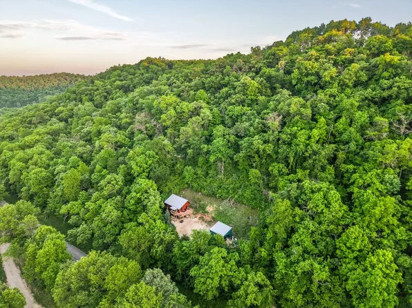 S6073 Sidie Hollow Rd, Viroqua, WI 54665