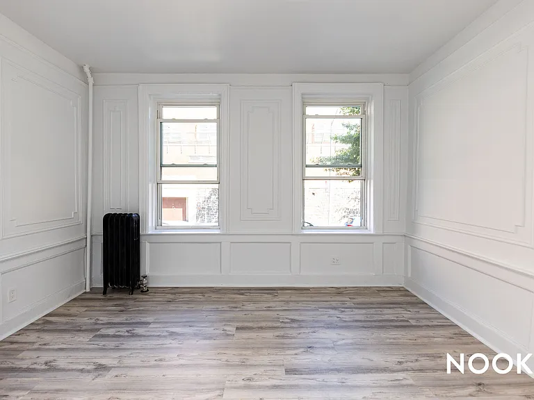329 Woodbine St #1F — Photo 10