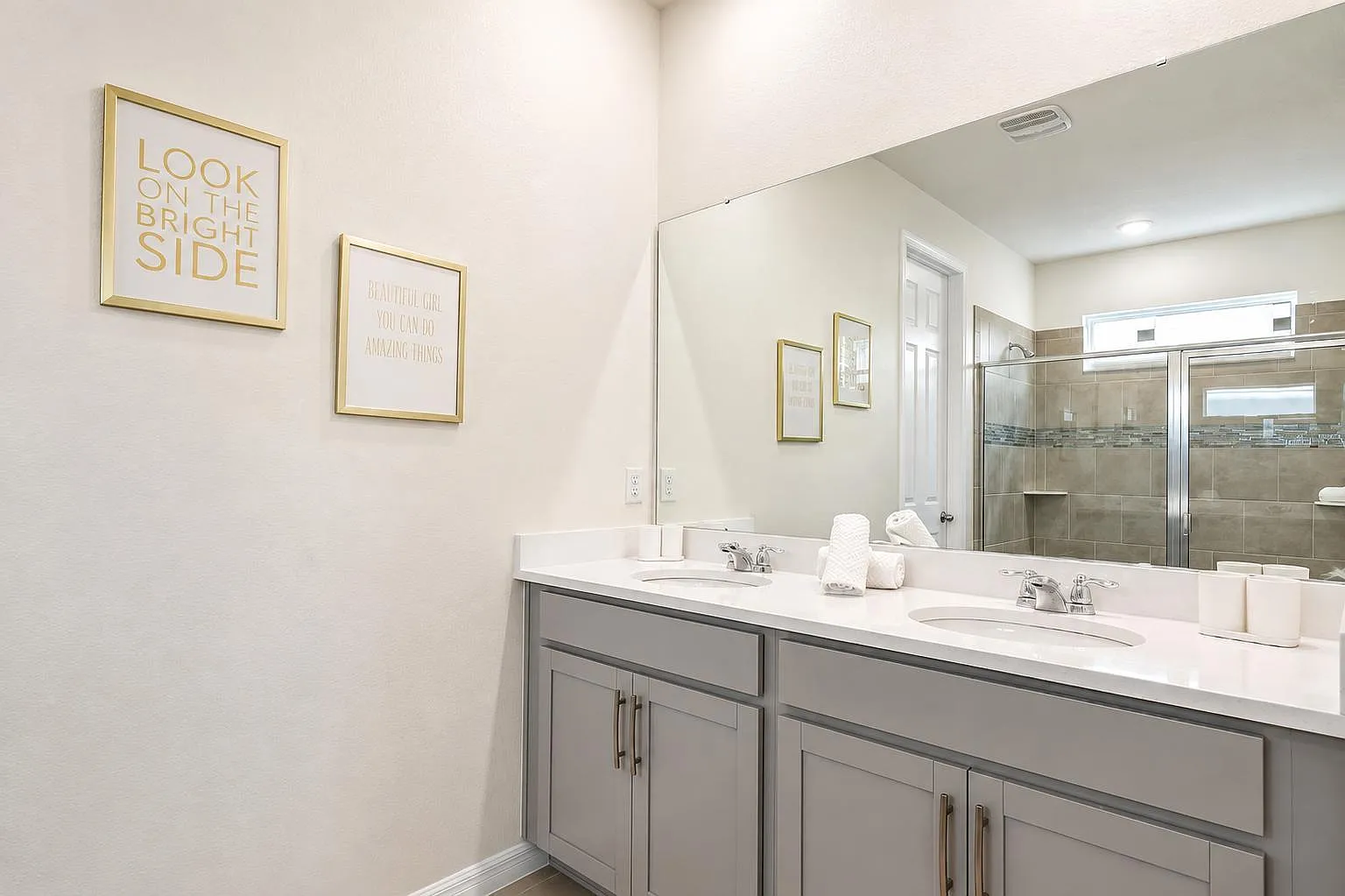 4 bed, 6.0 bath, 4387 sqft, $1,274 — Photo 3
