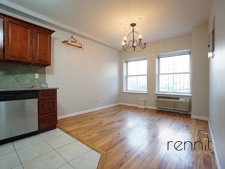 728 Rogers Ave #A — Photo 2