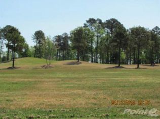 119 Heron Pointe Dr, Cape Charles, VA 23310