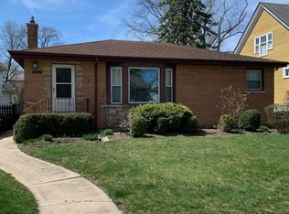 320 N Washington Ave, Park Ridge, IL 60068