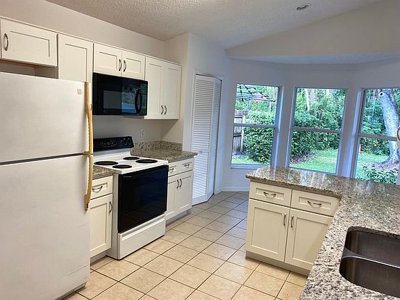 5th image of 1046 Kelsey Ave