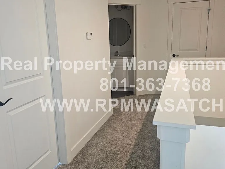 738 N 160 E — Photo 21