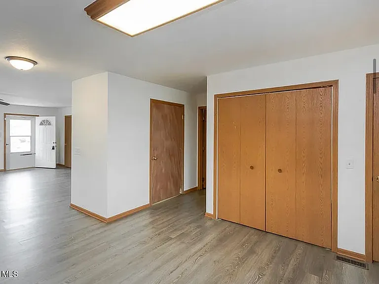 411 Waybridge Rd — Photo 12